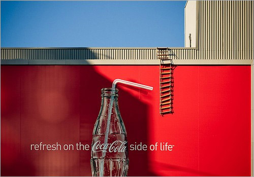 بیلبورد تبلیغاتی کوکاکولا